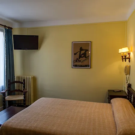 Pb - Paris-barcelone فندق بيربينيو