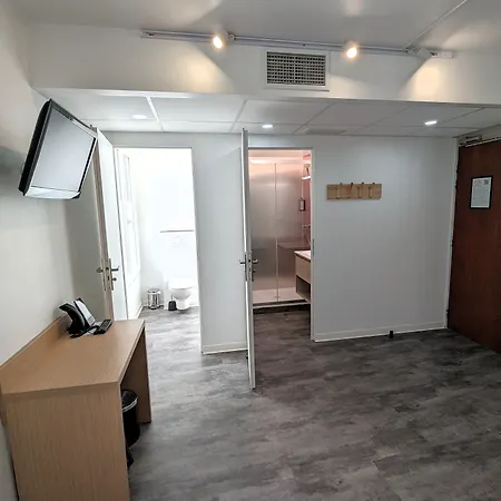 فندق Pb - Paris-barcelone 3*