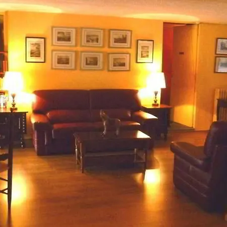 Pb - Paris-barcelone فندق