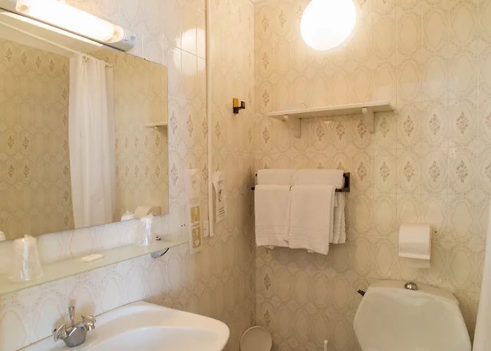 Hotel Pb - Paris-barcelone 3*