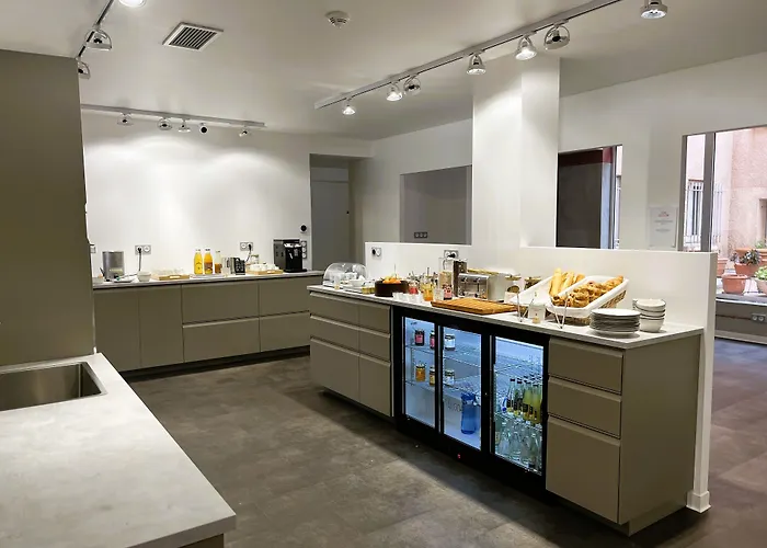 Hotel Pb - Paris-barcelone